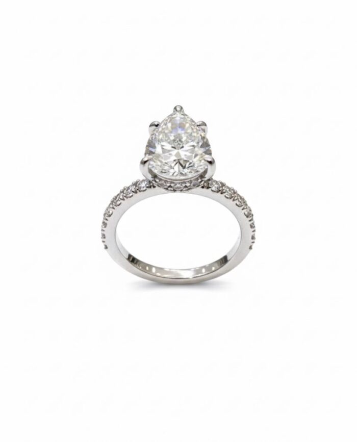Classic solitaire with pave band and hidden halo - Image 2