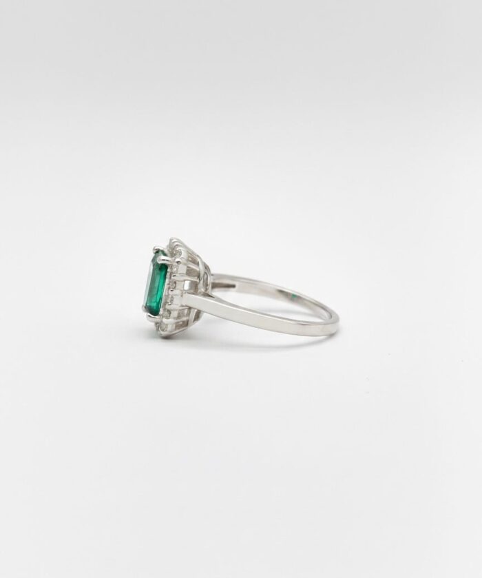 Silver Ring with Gemstone (Emerald) - Image 3