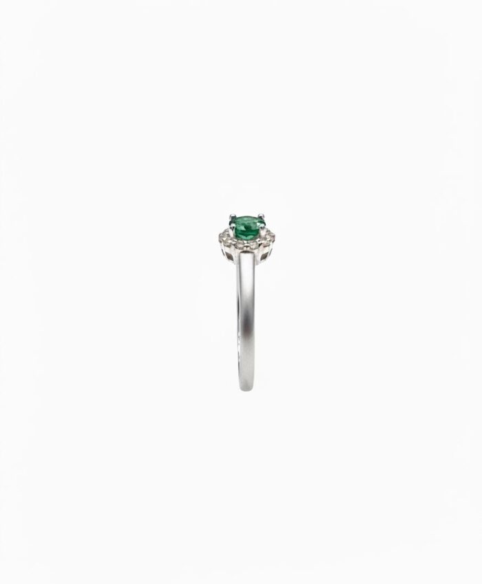 Silver Ring with Gemstone (Emerald) - Image 4